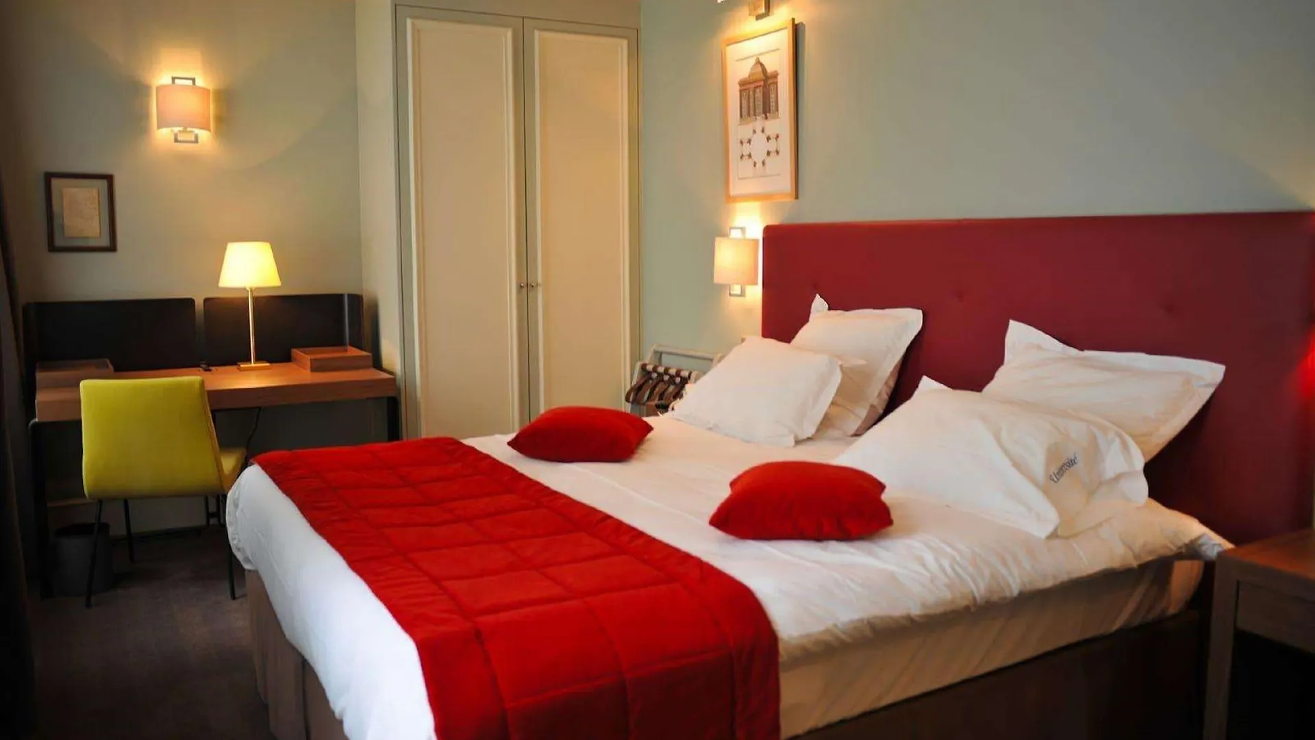 Hotel De L'universite Paris