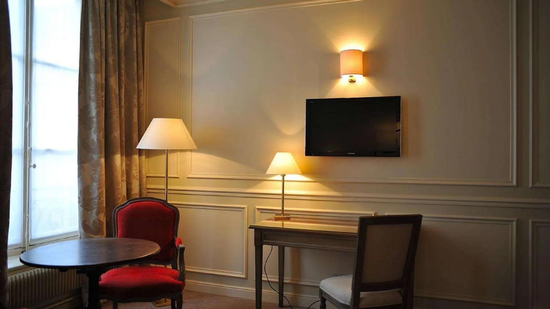 De L'universite Hotel