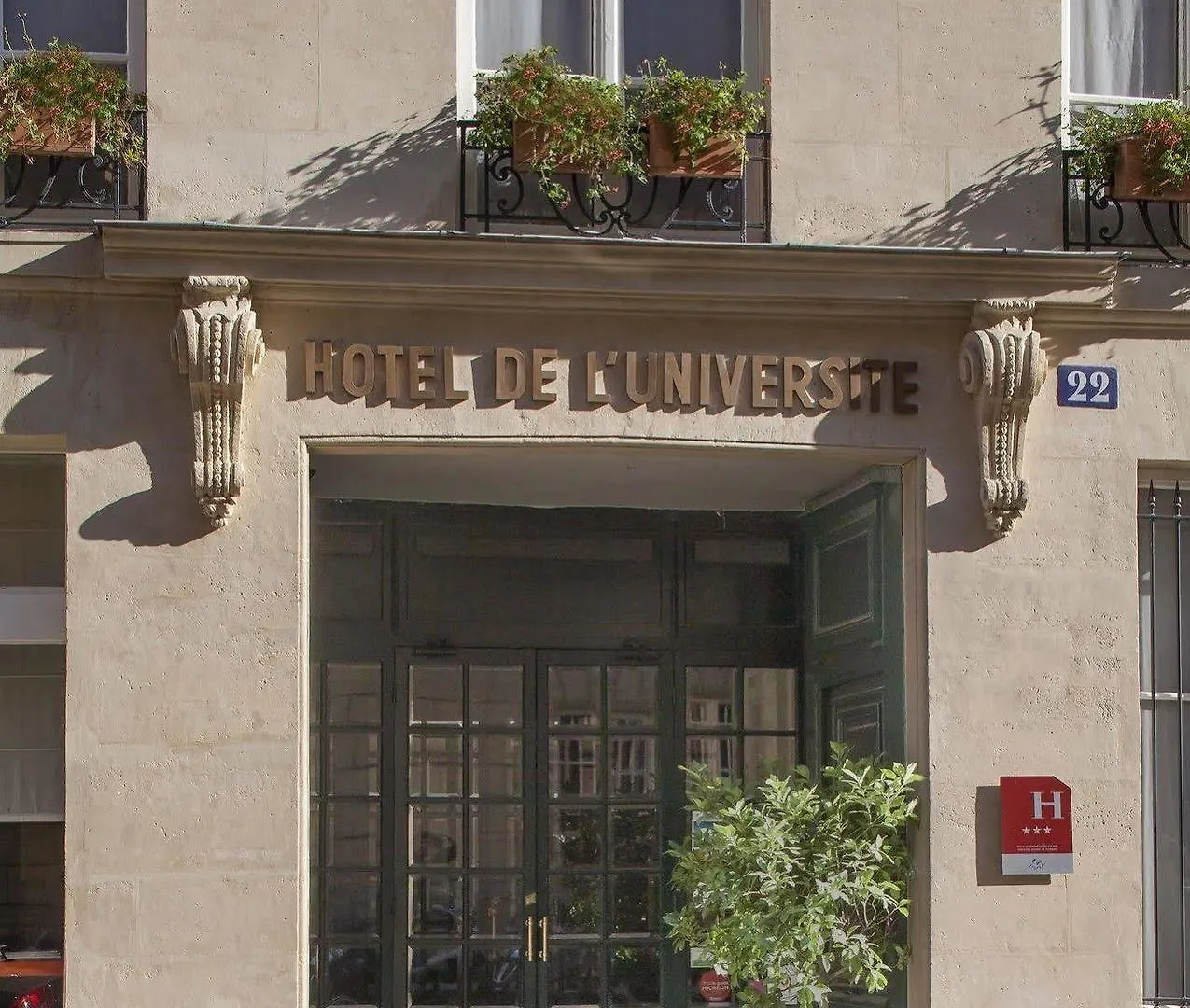 De L'universite 3*
